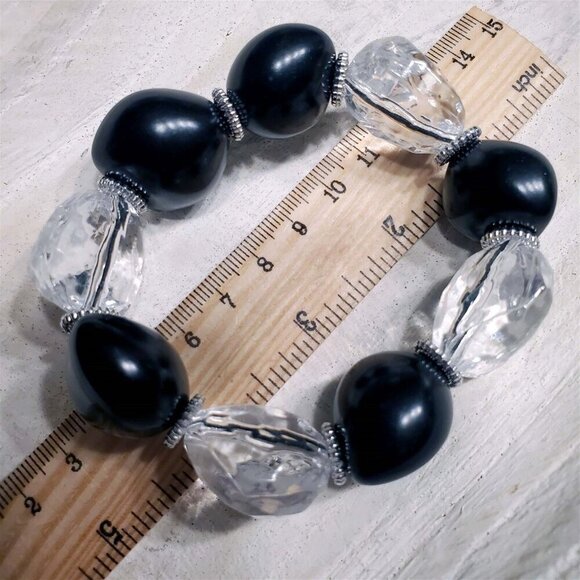 Bold Chunky Faceted Clear Lucite and Nugget Black Kukui Nut Stretch Bracelet - Picture 7 of 7